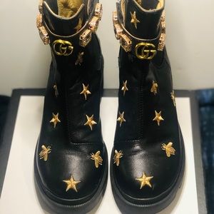 GUCCI Leather embroidered ankle boot